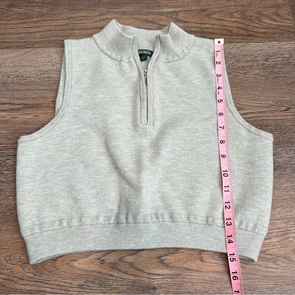 NEW Wild Fable gray sleeveless zip-up crop top Large - Picture 6 of 7